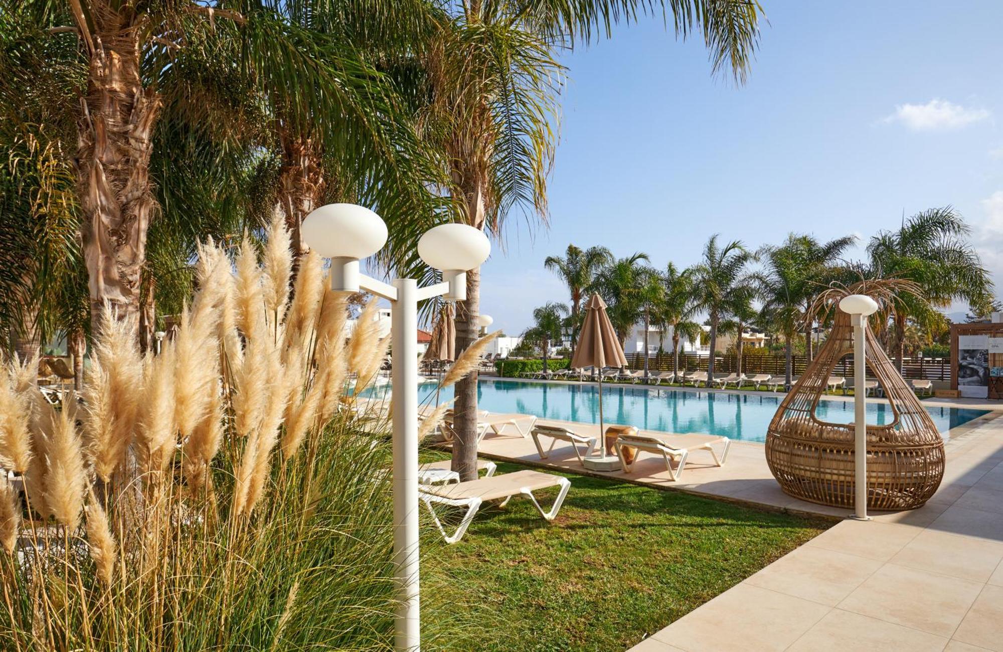 Kyknos Beach Hotel & Bungalows Malia  Exterior photo