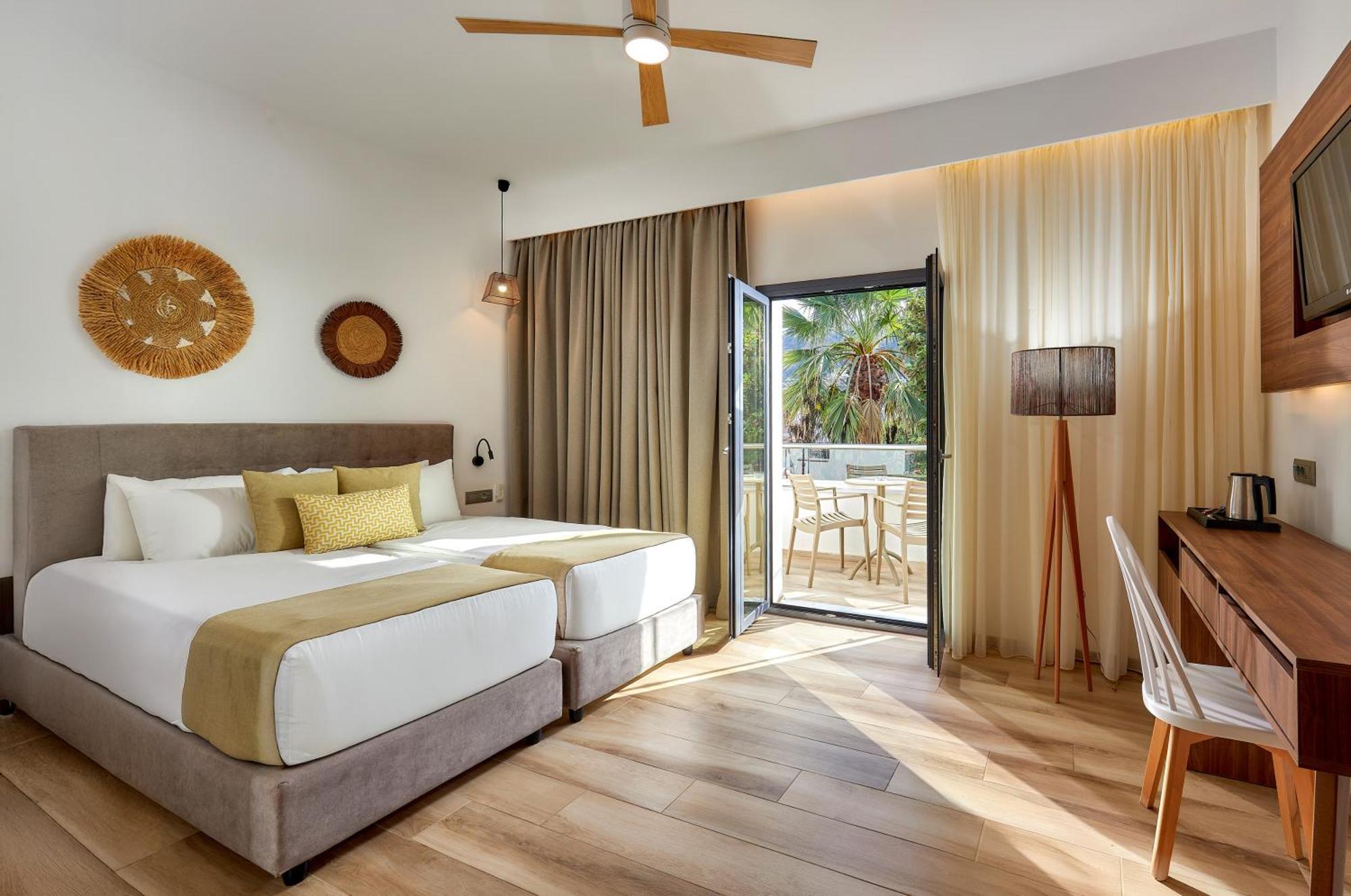 Kyknos Beach Hotel & Bungalows Malia  Exterior photo
